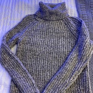 abercrombie & fitch wool turtleneck sweater!